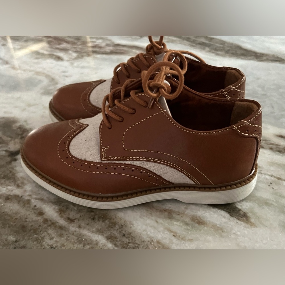 Boy dress shoes size 11